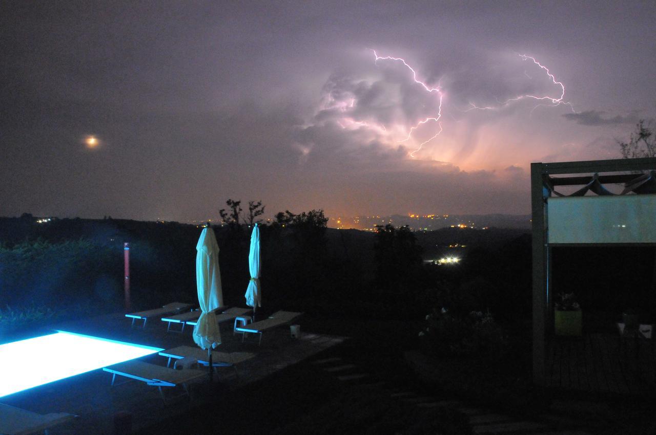 Affittacamere Casa Lucesole Fontanile Esterno foto